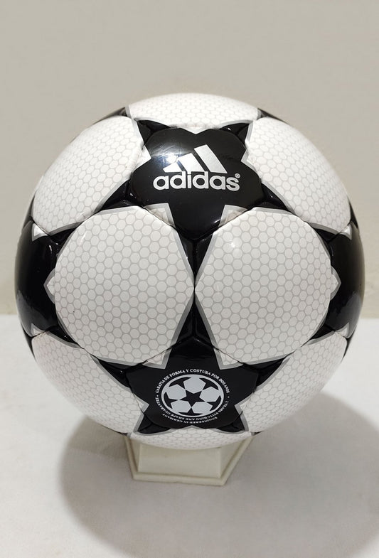 ADIDAS CHAMPIONS BLACK STAR FINALE BALL OFFICIAL MATCH BALL FIFA 2003⚽🏆🏈