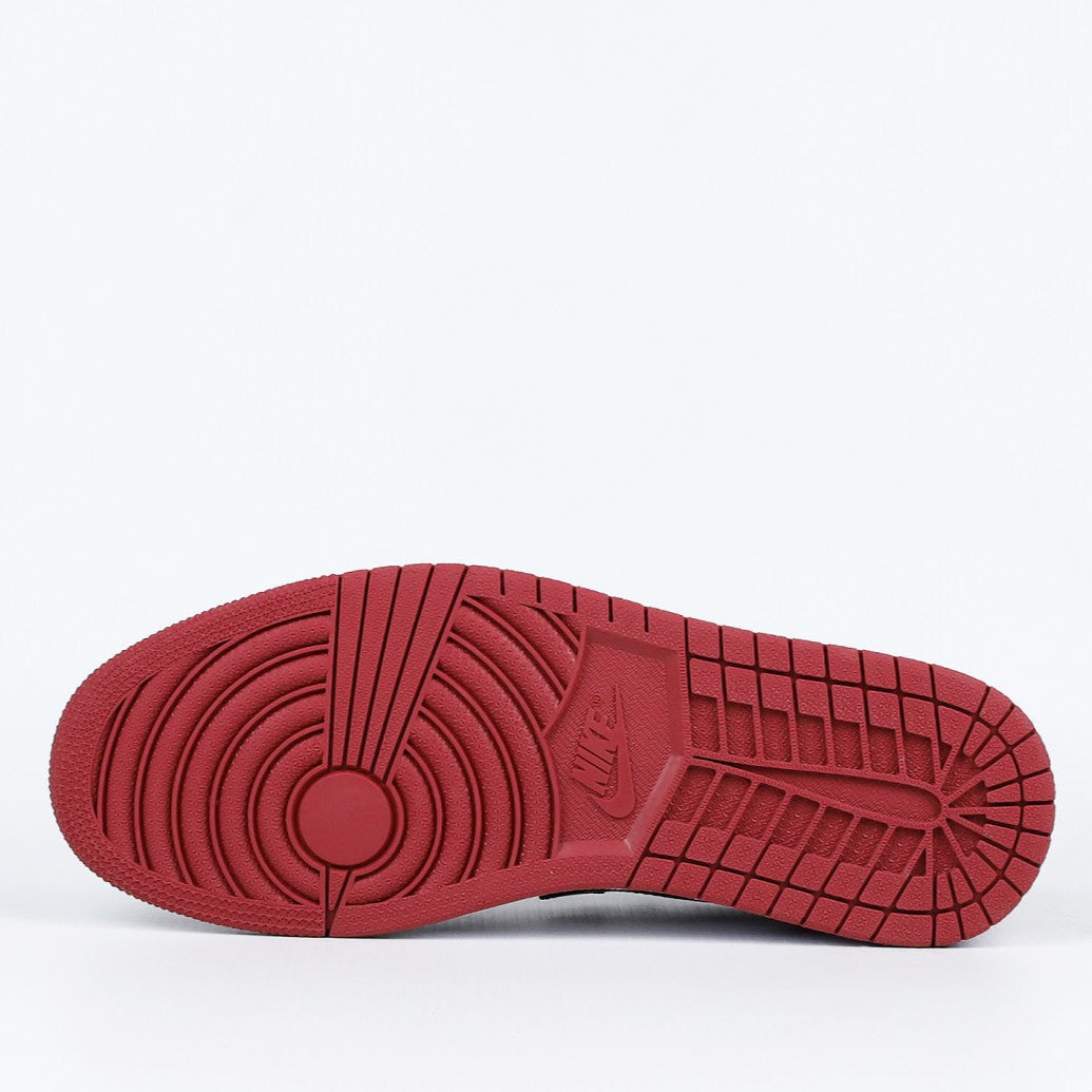Air Jordan 1 Low "Black Toe" – Classic Retro Style for Everyday Wear