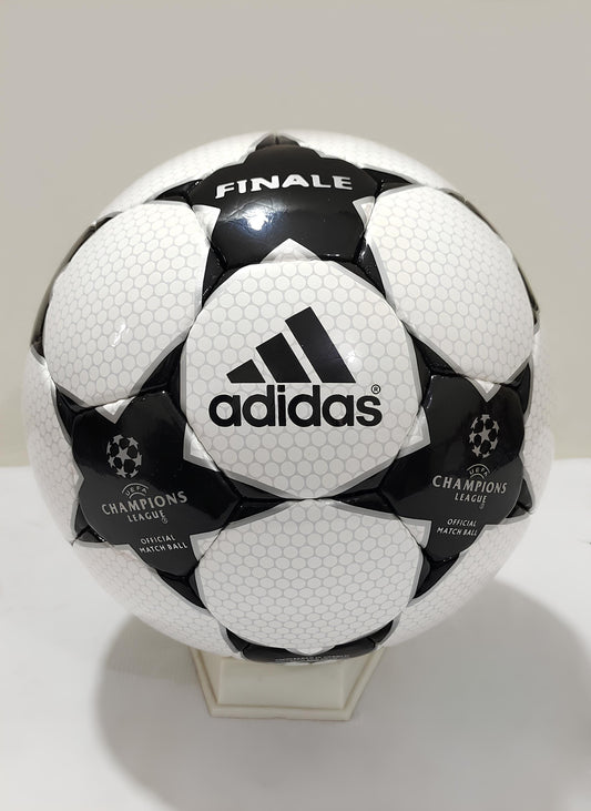 ADIDAS CHAMPIONS BLACK STAR FINALE BALL OFFICIAL MATCH BALL FIFA 2003⚽🏆🏈